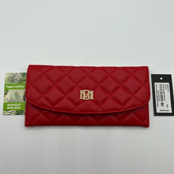 Badgley Mischka Womens Vegan Leather Long Card Holder Wallet Red Quilted NWT - Picture 2 of 10